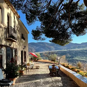 Cortijo El Pino Retreat Bed & Breakfast